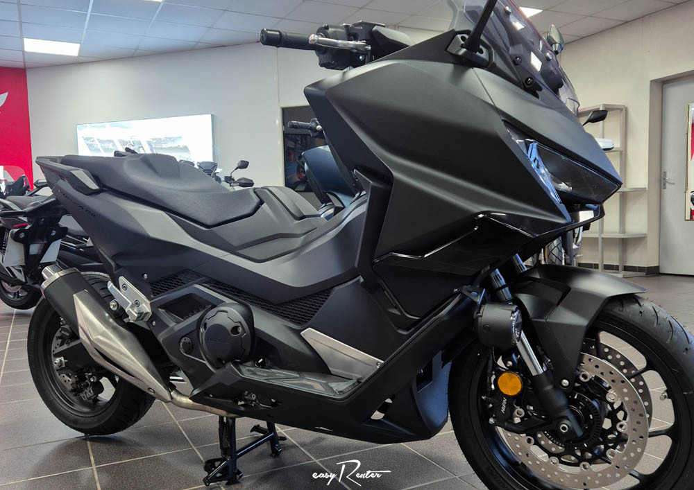 location scooter Melun Honda Forza 750 1