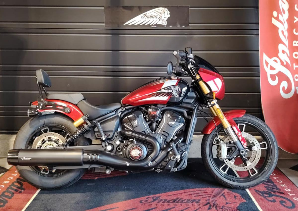 Location moto Pau KTM 790 Duke L 1