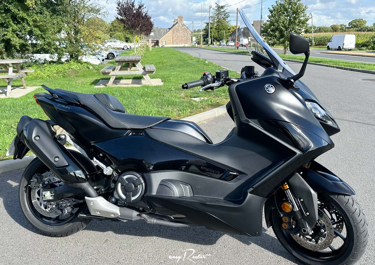 location scooter Granville  Yamaha TMAX 560 Tech MAX 1