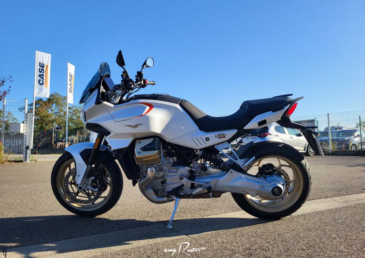 Location moto Rouen Triumph 800 tiger XCA