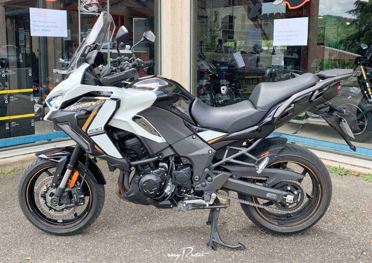 Location moto Pau KTM 790 Duke L 1