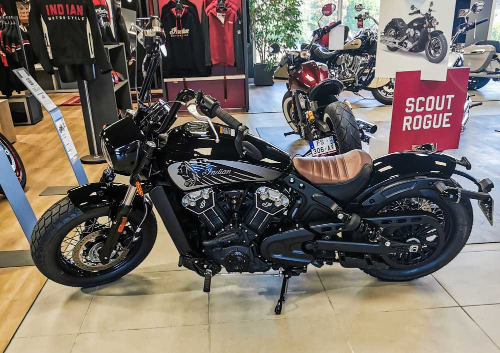 Location moto Indian Scout Bobber 1