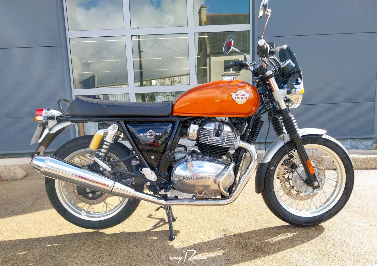 location moto Vannes Royal Enfield 650 Interceptor 15762