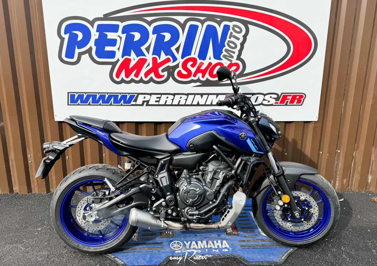 Location moto Laval Yamaha MT07 2