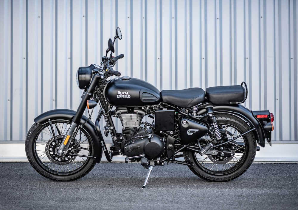 Location Royal Enfield Bullet 500 Noire | Annecy | Easy Renter