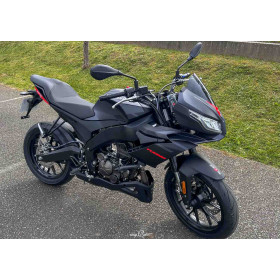 location moto Aprilia Tuono 125