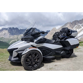 location moto Can-Am Spyder RT