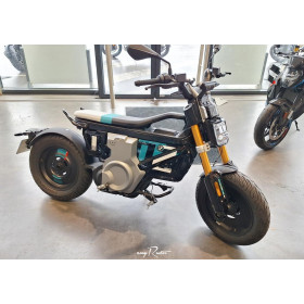 location moto BMW CE 02