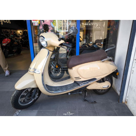 location moto Heritage 125