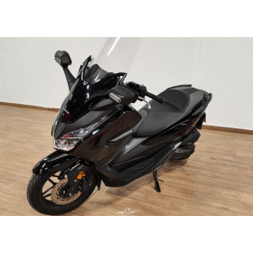 location moto Honda Forza 125