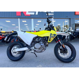 location moto Husqvarna 701 Supermoto