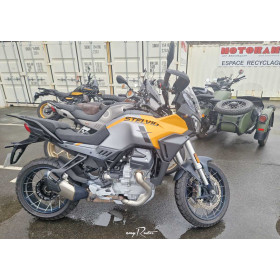 location moto Moto Guzzi Stelvio 1000