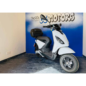location moto Piaggio Active 125