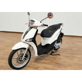 location moto Piaggio Liberty S 50