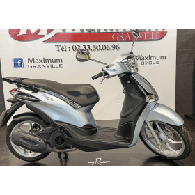 location moto Piaggio Liberty 125 