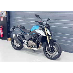 location moto QJ Motor SRK 550