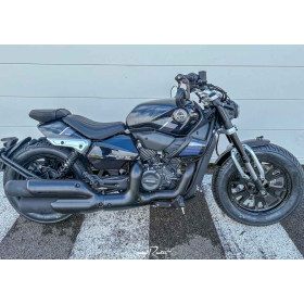 location moto Benelli Leoncino Bobber 400 A2