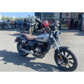 location moto QJ Motor SRV 125