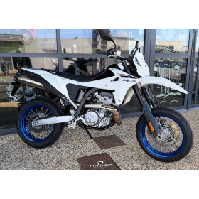 location moto SUZUKI DR-Z 4 SM A2