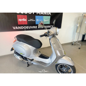 location moto Vespa Primavera 125 Tech