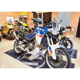 location moto Aprilia Tuareg 660