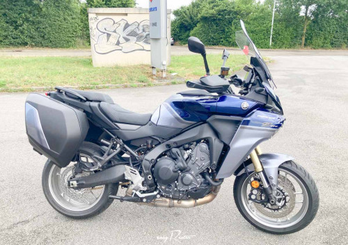 location moto Laval Yamaha MT07 14319