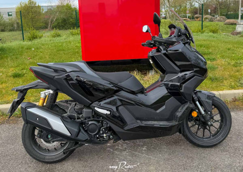 location scooter Melun Honda ADV 350 A2 1
