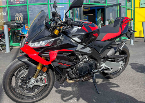 location moto Nancy Guzzi V7 Stone 14939