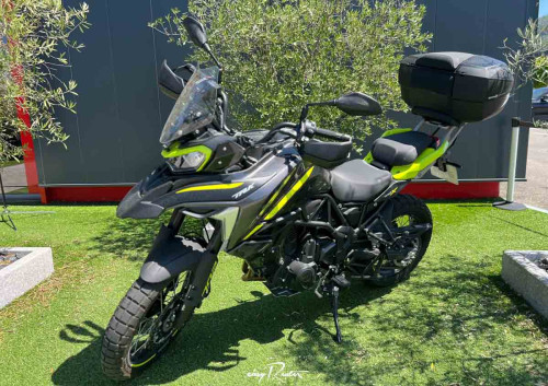 location moto valence Benelli leoncino 500 A2 2