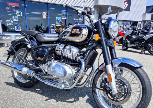 location moto Vannes Royal Enfield Classic 650 A2 1