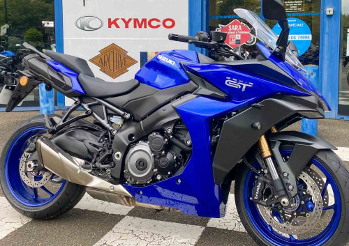 location moto Cholet Kawasaki Z 900  14886