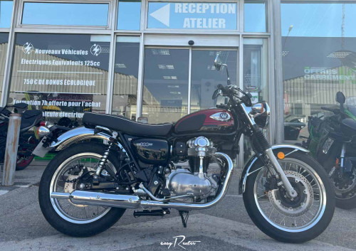 Location moto La Rochelle Kawasaki Z 900 RS 1