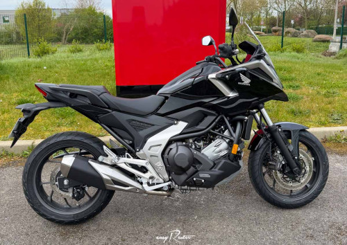 location moto Melun Honda NC 750 X 1