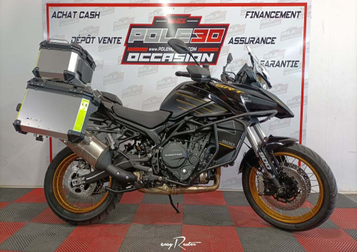 location moto valence Benelli leoncino 500 A2 2