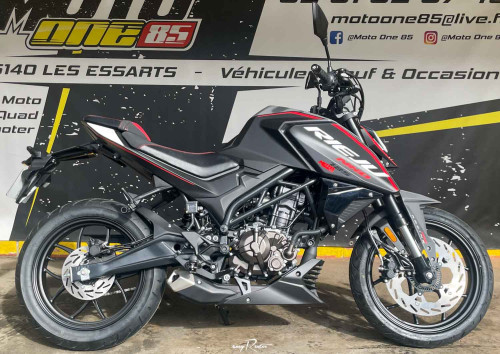 location moto royan Honda CB125R 2
