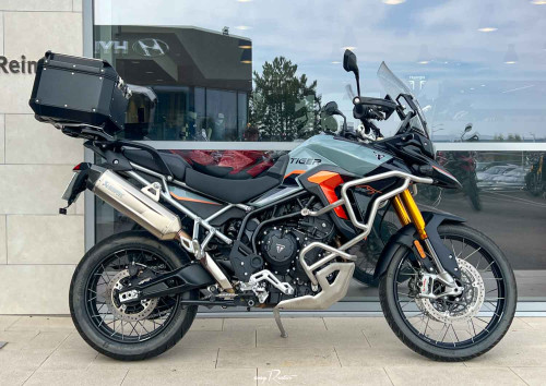 Location moto Montpellier Honda VFR 800 F 2