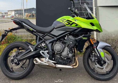 Location moto Rouen Triumph 800 tiger XCA