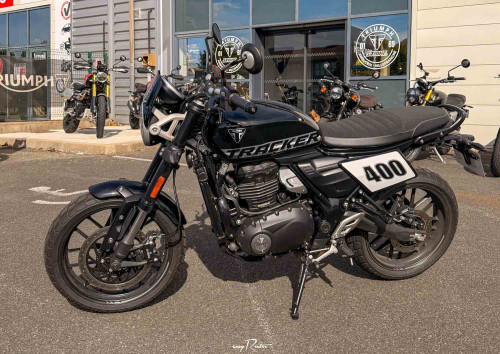 location moto royan Honda CB125R 2