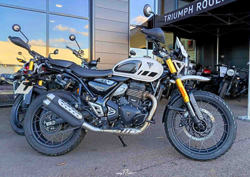 Location moto Rouen Triumph Bonneville T120