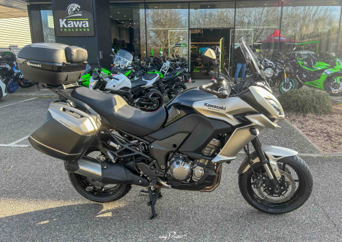 Location moto La Rochelle Kawasaki Z 900 RS 1
