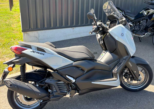 location scooter Granville Yamaha Xmax 300 Tech Max A2 1