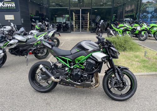 Location moto La Rochelle Kawasaki Z 900 RS 1