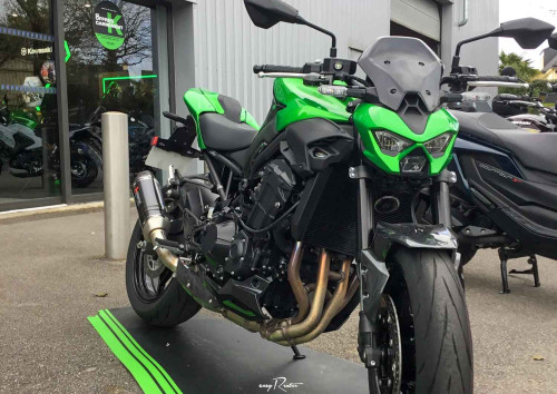 location moto Vannes Kawasaki Z900  1