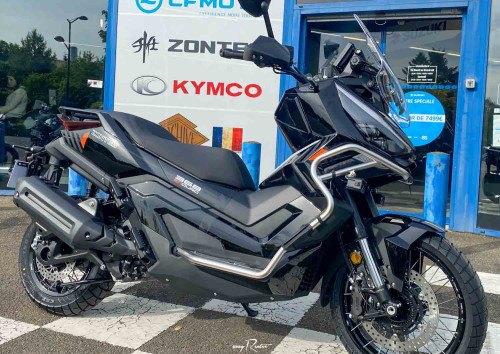 location moto Cholet Kawasaki Z 900  14886