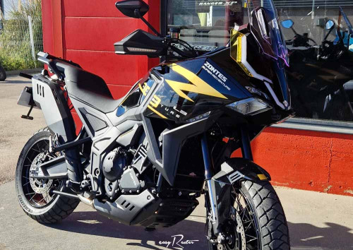 Location moto Montpellier Honda VFR 800 F 2