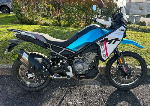 location moto Angers KTM 890 Duke L 15589