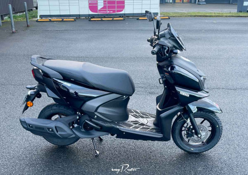 location scooter Aix-en-Provence yamaha tmax 2
