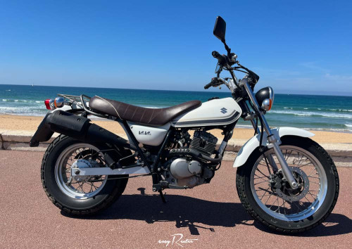 location moto Les Sables-DOlonnes Suzuki RV125 Van Van 1