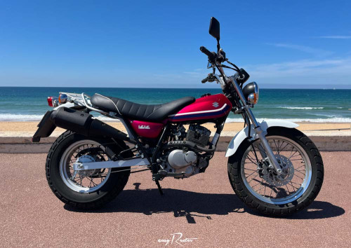 location moto Les Sables-DOlonnes Suzuki RV125 Van Van 1