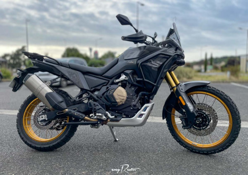 location moto valence Benelli leoncino 500 A2 2